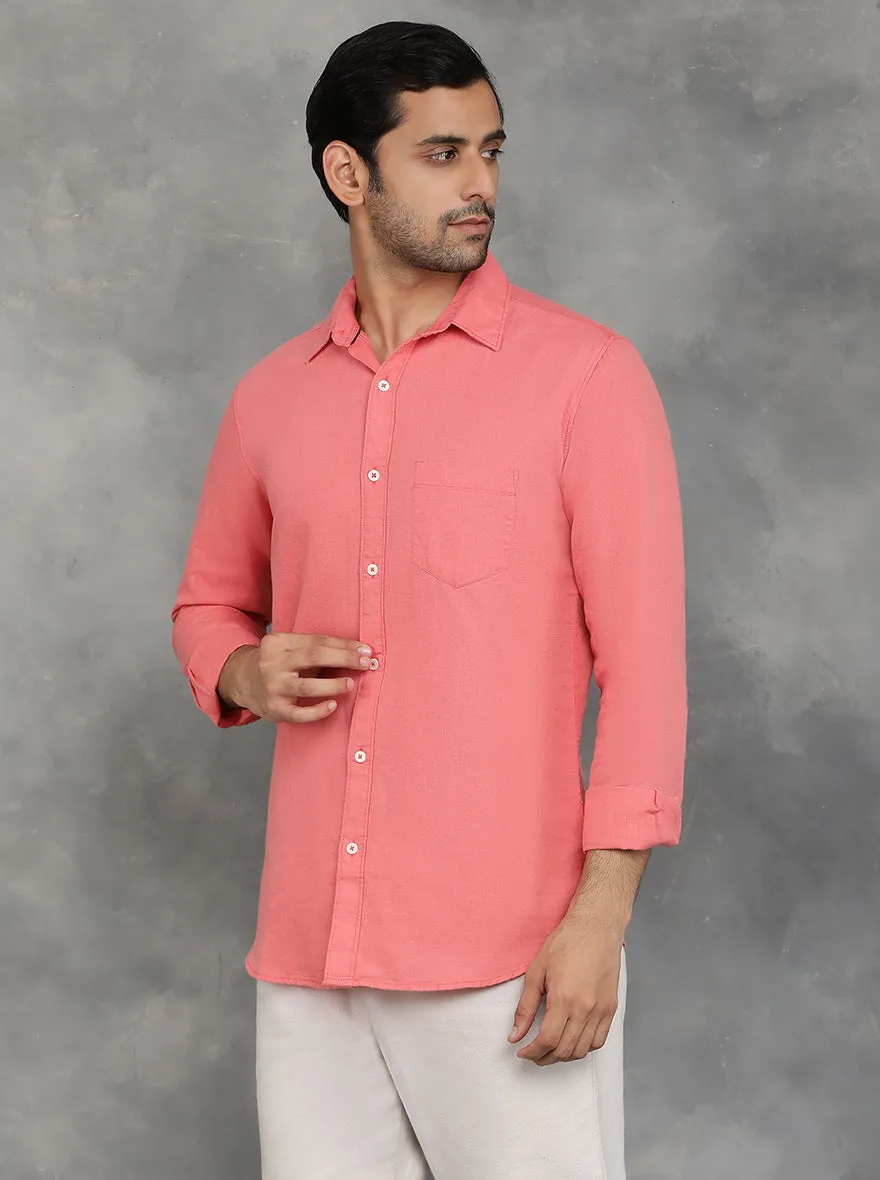 Coral Pink Solid Slim Fit Casual Shirt | JadeBlue