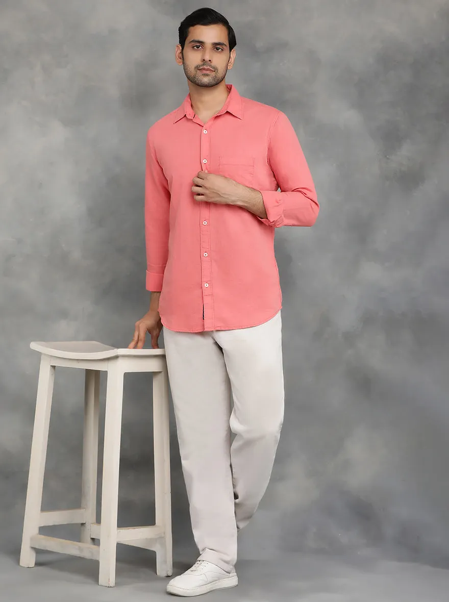 Coral Pink Solid Slim Fit Casual Shirt | JadeBlue