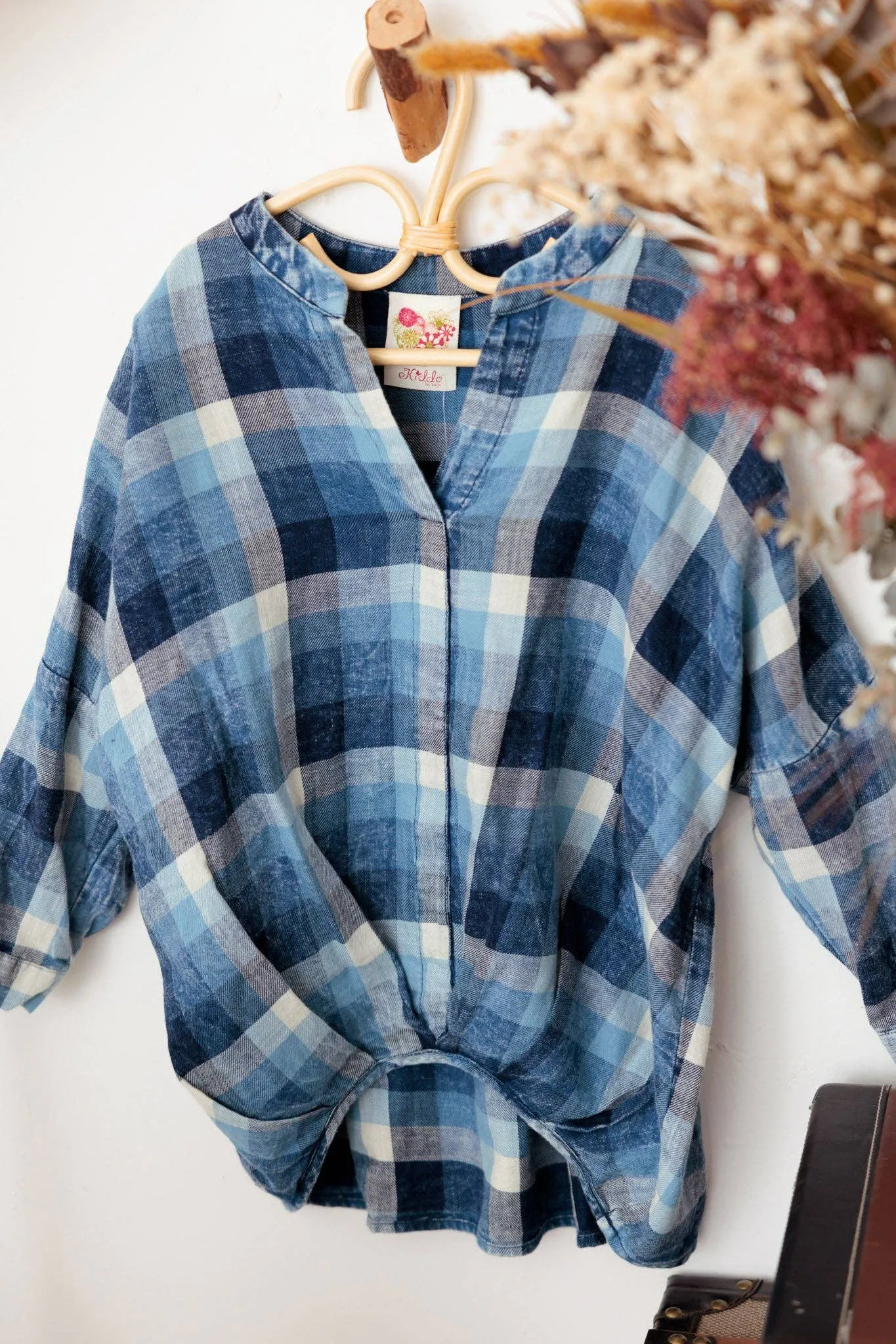 Girls Plaid 3/4 Sleeve Asymmetric Ruffle Back Top