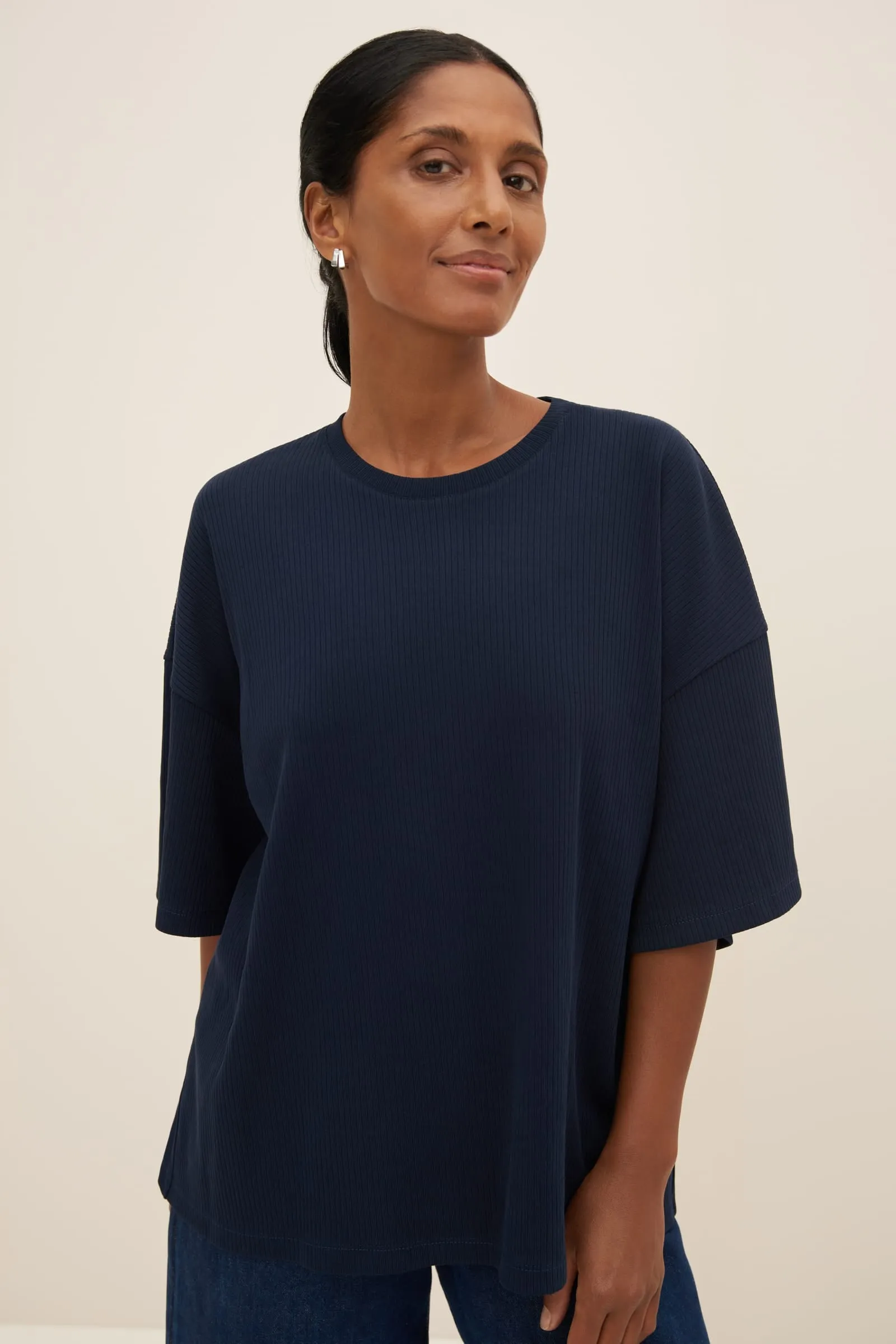 Kowtow Parallel Tee - Navy