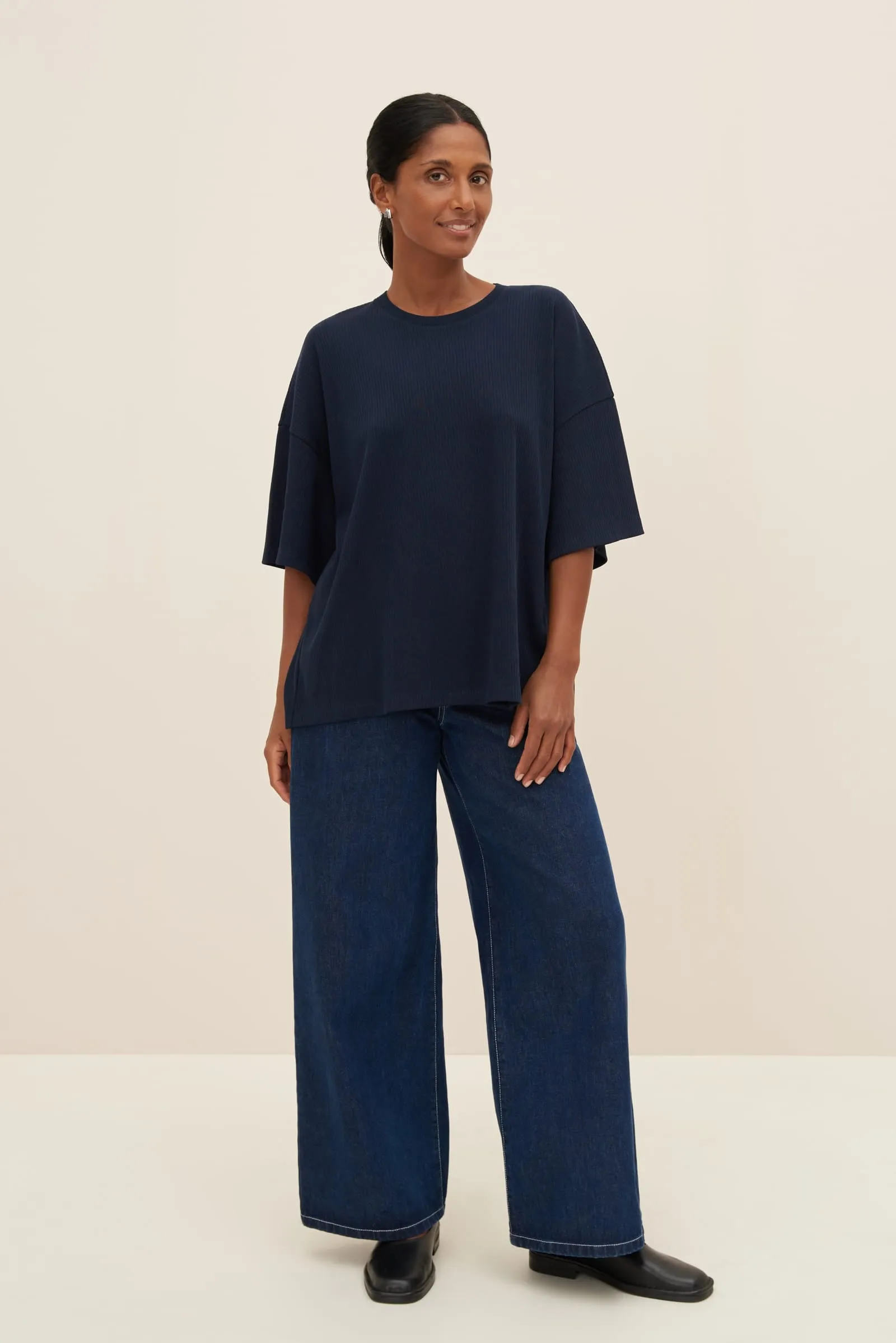 Kowtow Parallel Tee - Navy