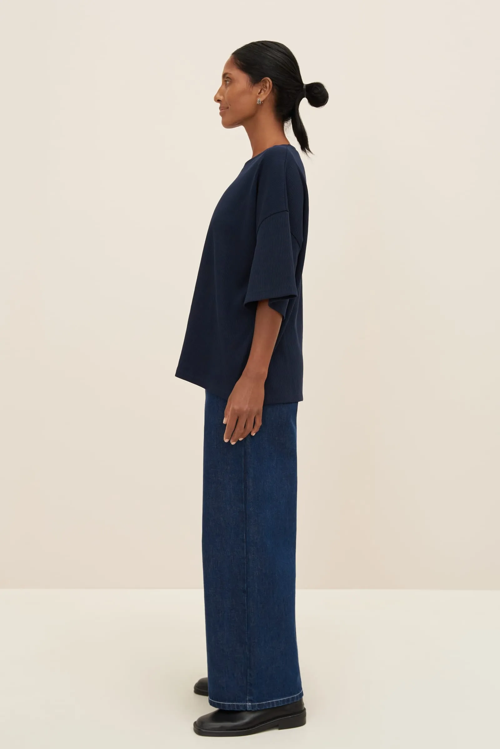 Kowtow Parallel Tee - Navy