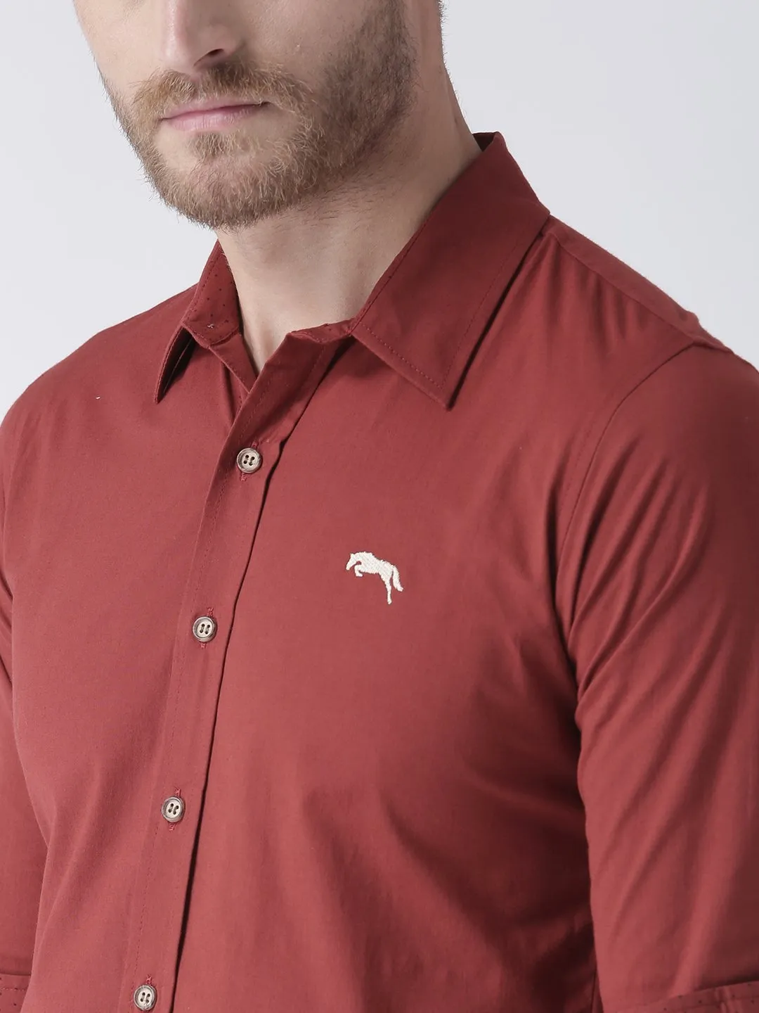 Men Red Slim Fit Solid Casual Shirt