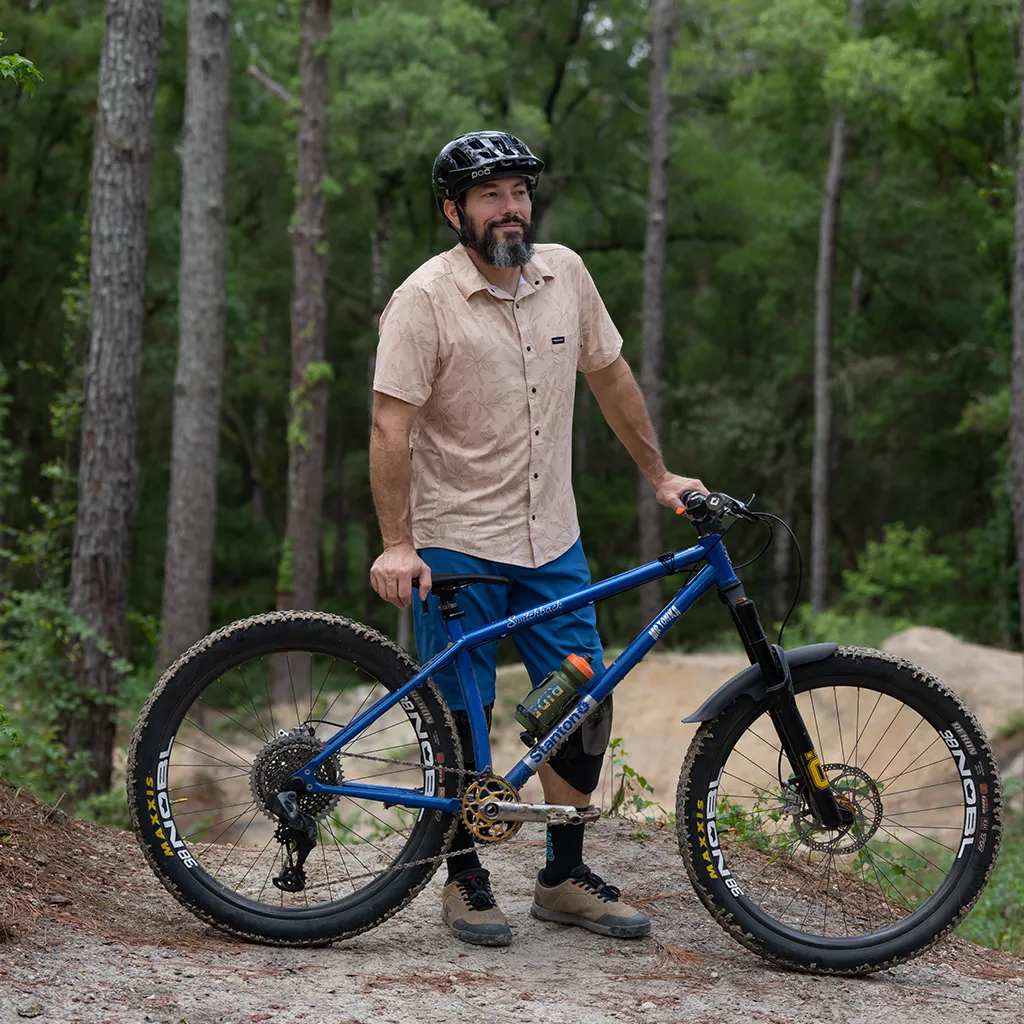 Men's Catalyst Mountain Bike Button-Down Shirt | Rhodo Tan