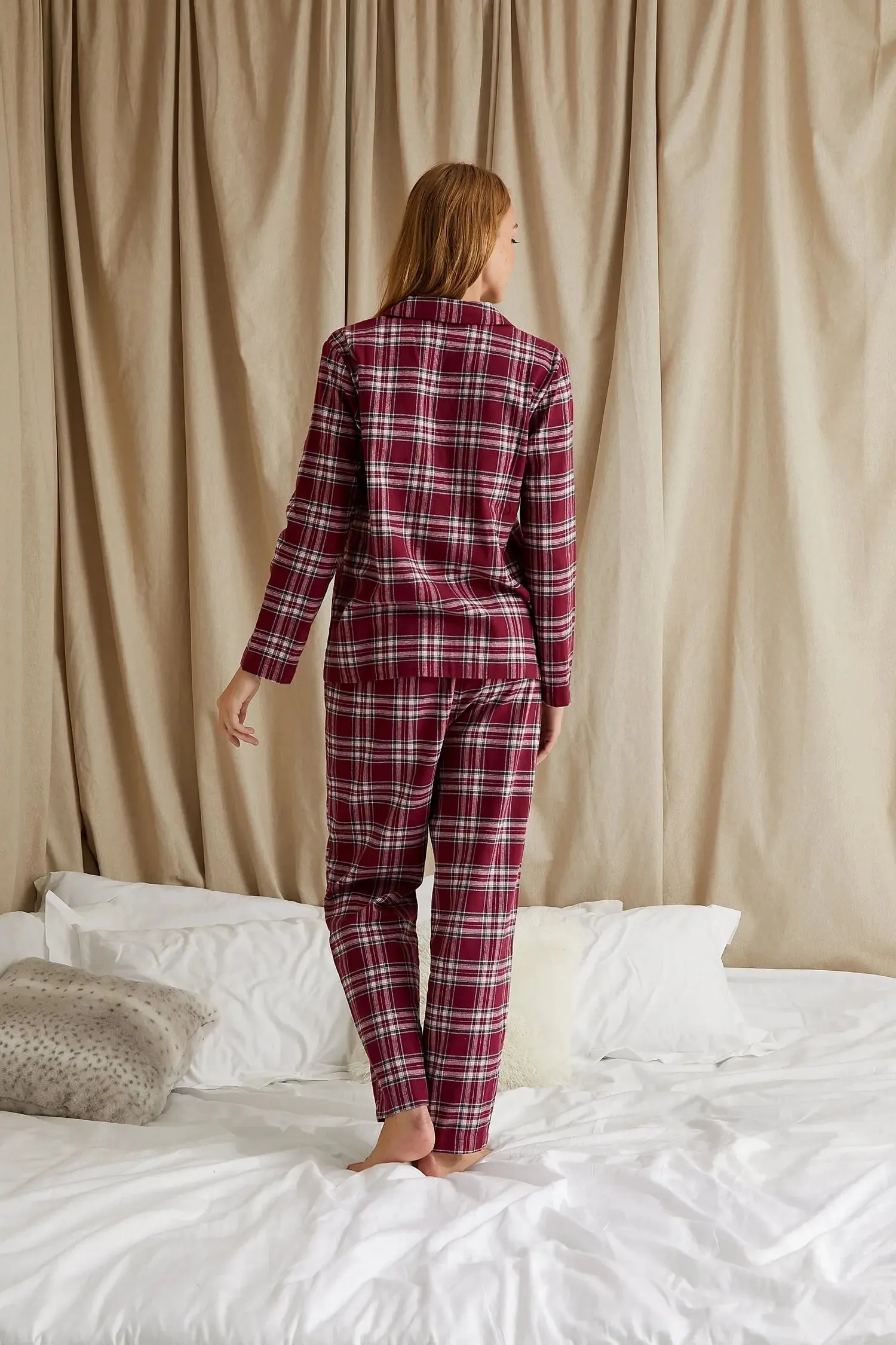 Plaid Pyjama Set in Bordeaux