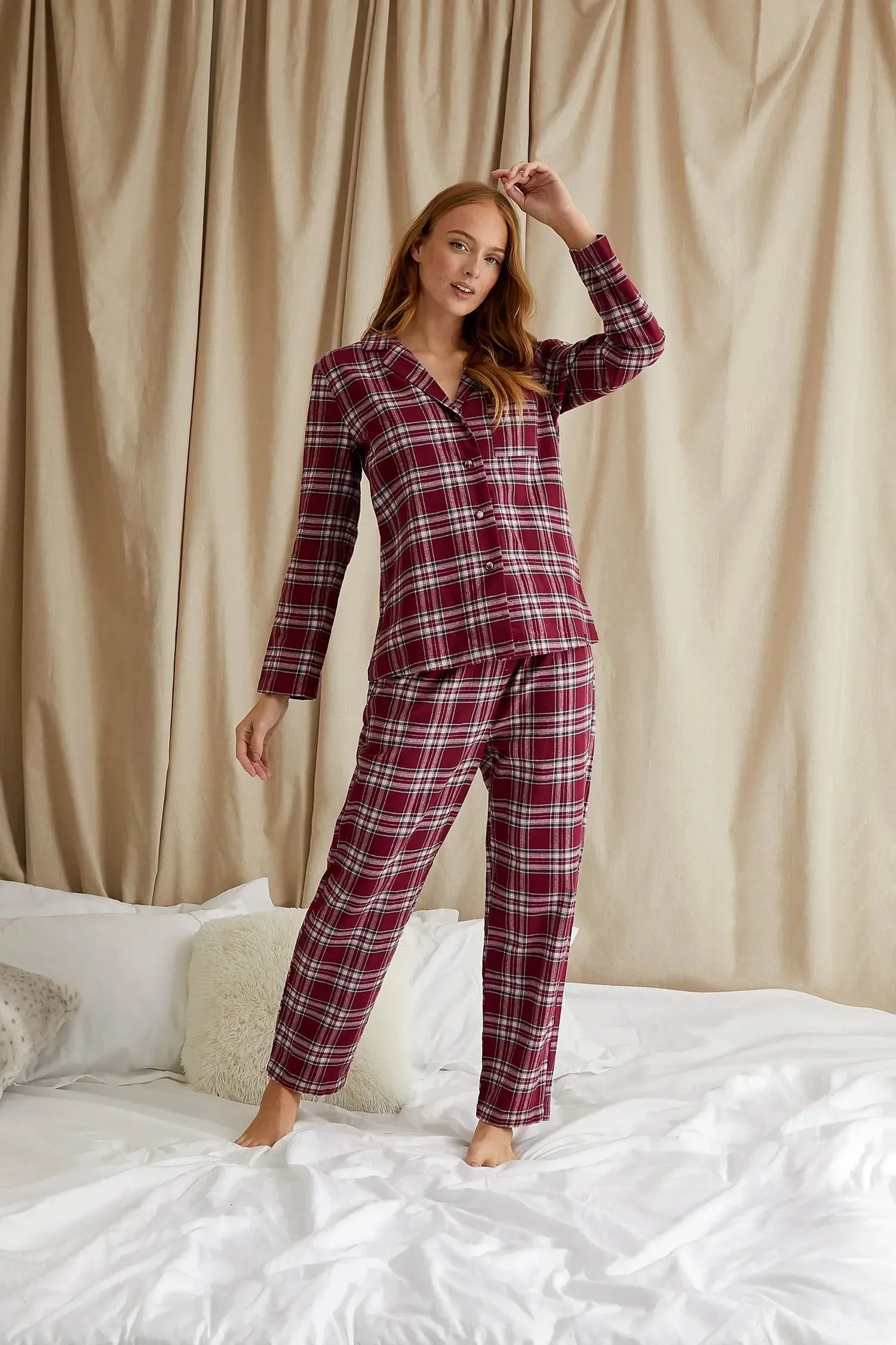 Plaid Pyjama Set in Bordeaux