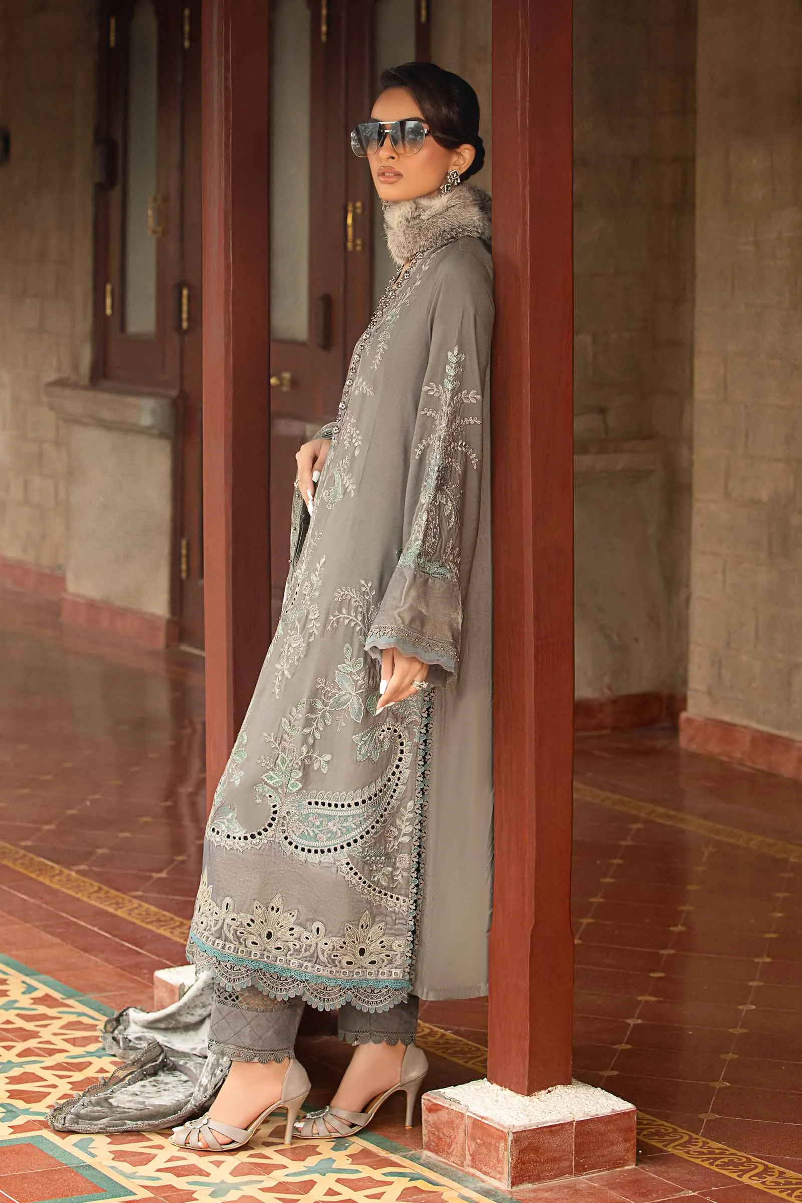 Winter Luxe'24 - 3 Piece Unstitched Embroidered Velvet Suit | DL-1209