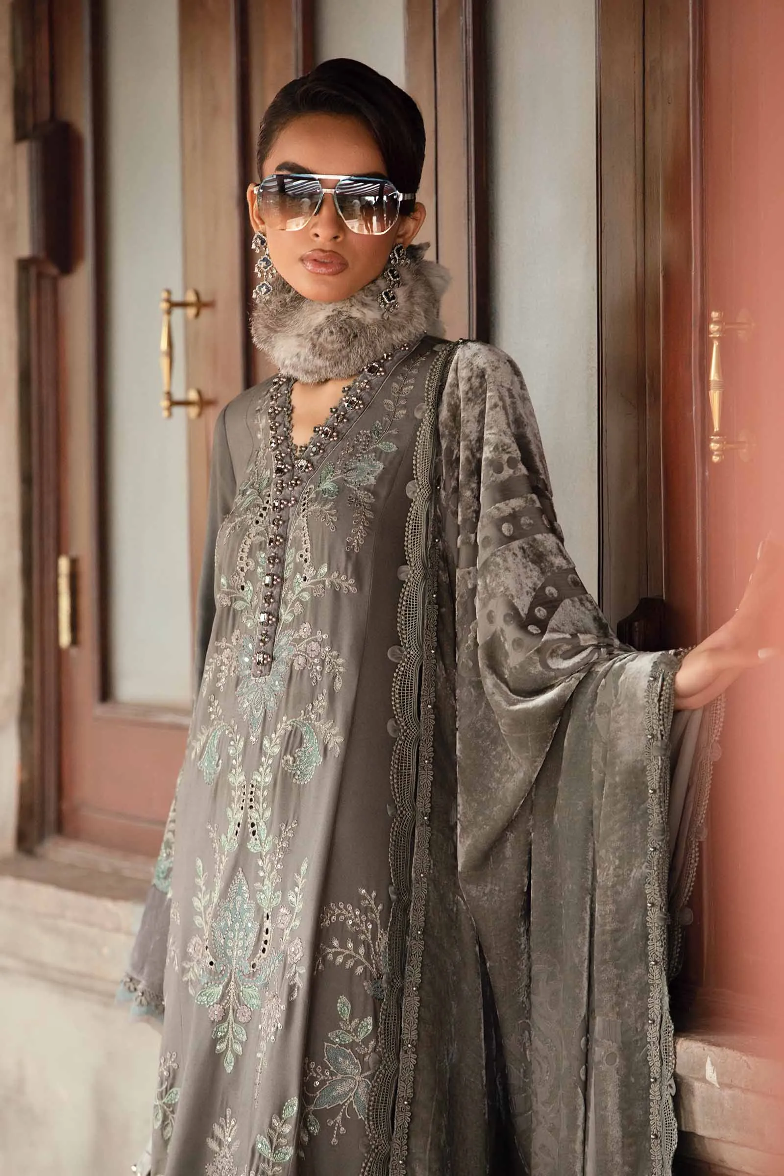 Winter Luxe'24 - 3 Piece Unstitched Embroidered Velvet Suit | DL-1209